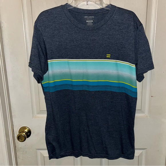 BILLABONG Men’s Short Sleeve Core Fit Shirt. Sz L. - Picture 1 of 3